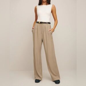NEW Reformation Mason Pant in Khaki - petite size 6